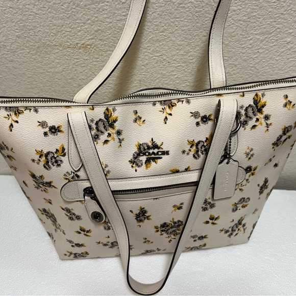 Coach Taylor Tote F87458 DKM86 Prairie Print Chalk Flowers Full Retail Style - Picture 3 of 16